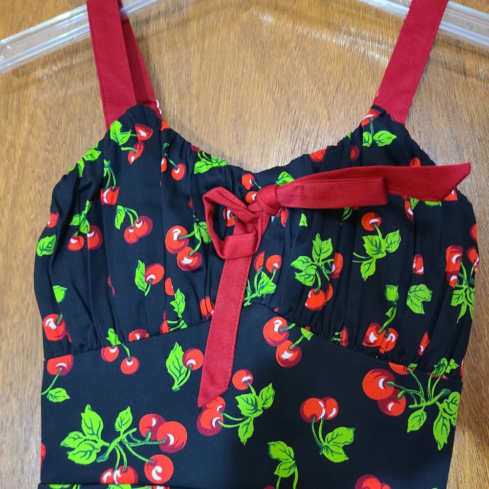 Pinup Couture Molly Swing Dress - Black Cherry Rockabilly 1960s PUG Punk Retro - Picture 4 of 8